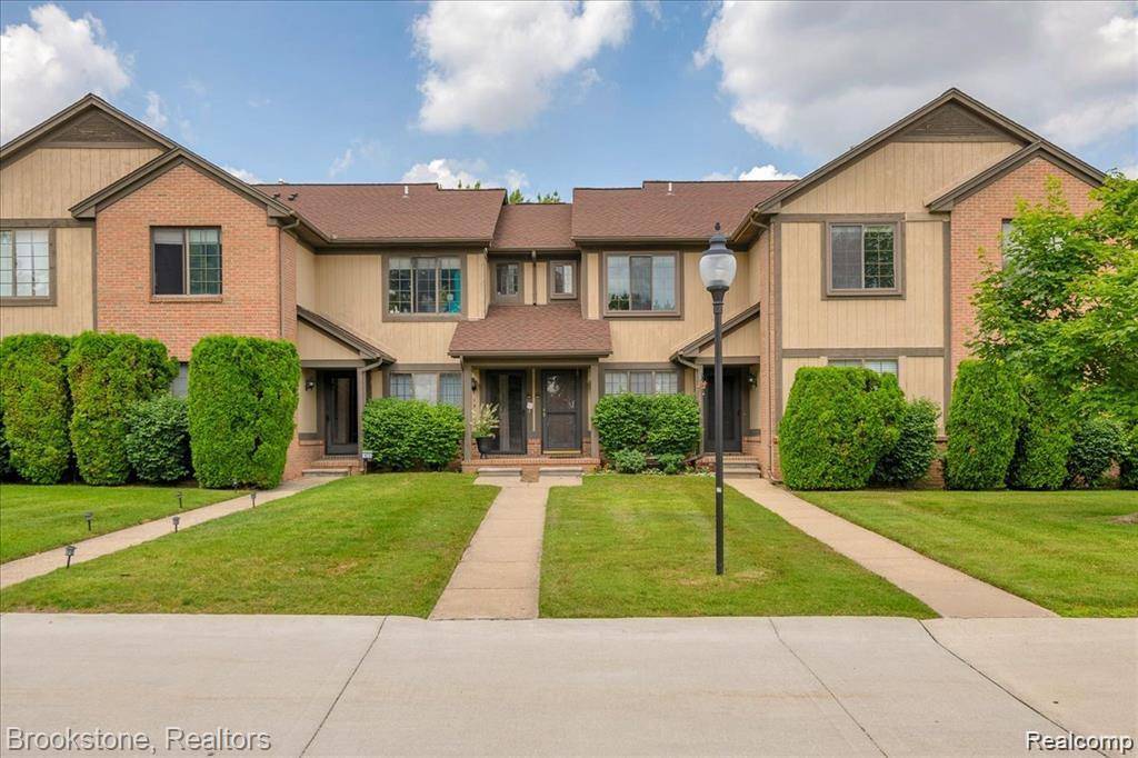 Rochester Hills, MI 48307,1574 Meadow Side Drive