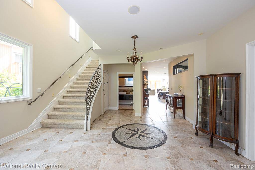 White Lake Twp, MI 48386,8871 Lakeview Drive