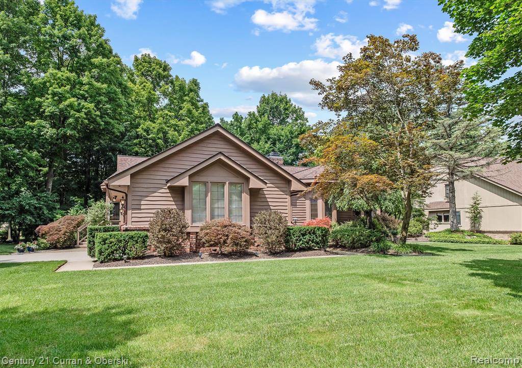 Northville, MI 48167,43484 Scenic Lane