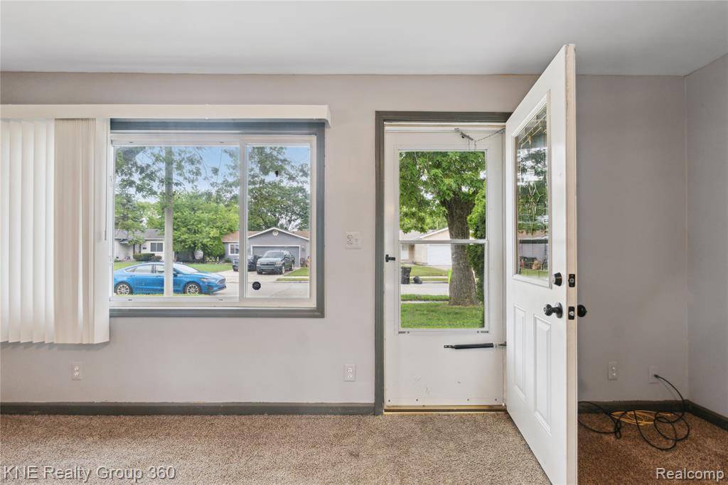Roseville, MI 48066,25143 Fern Street