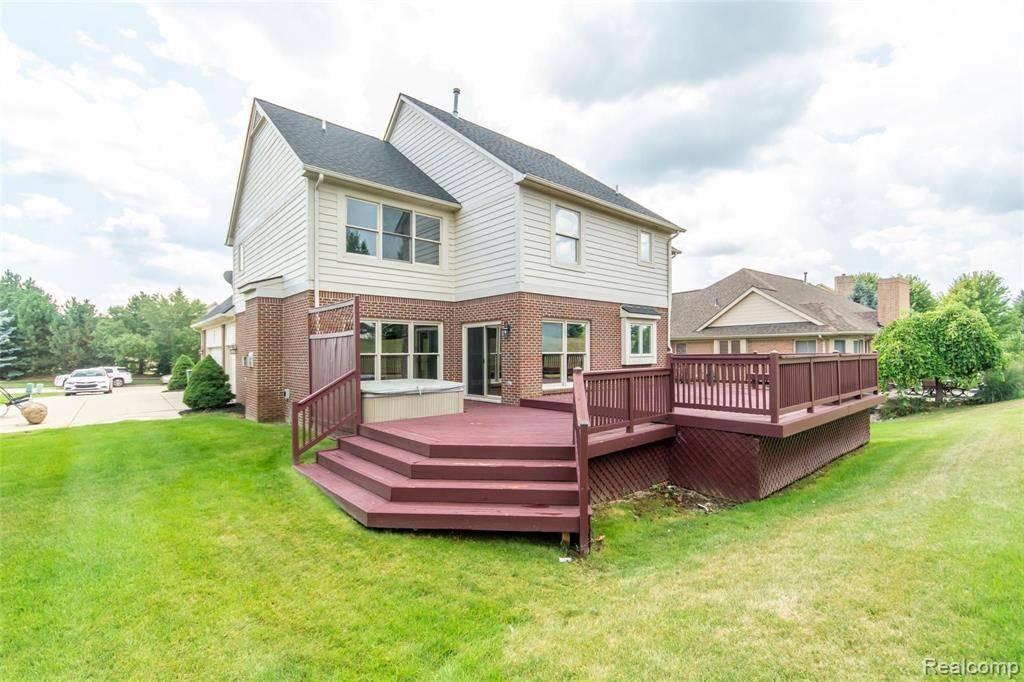 Plymouth Twp, MI 48170,51334 W HILLS Drive