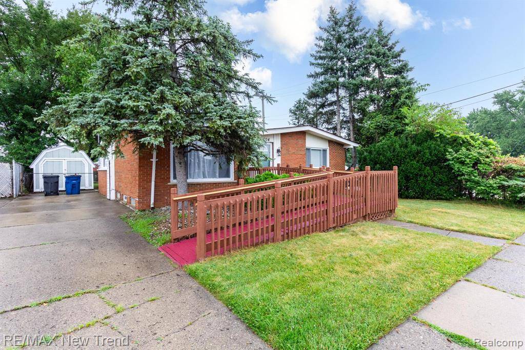 Westland, MI 48185,30604 Ann Arbor Trail