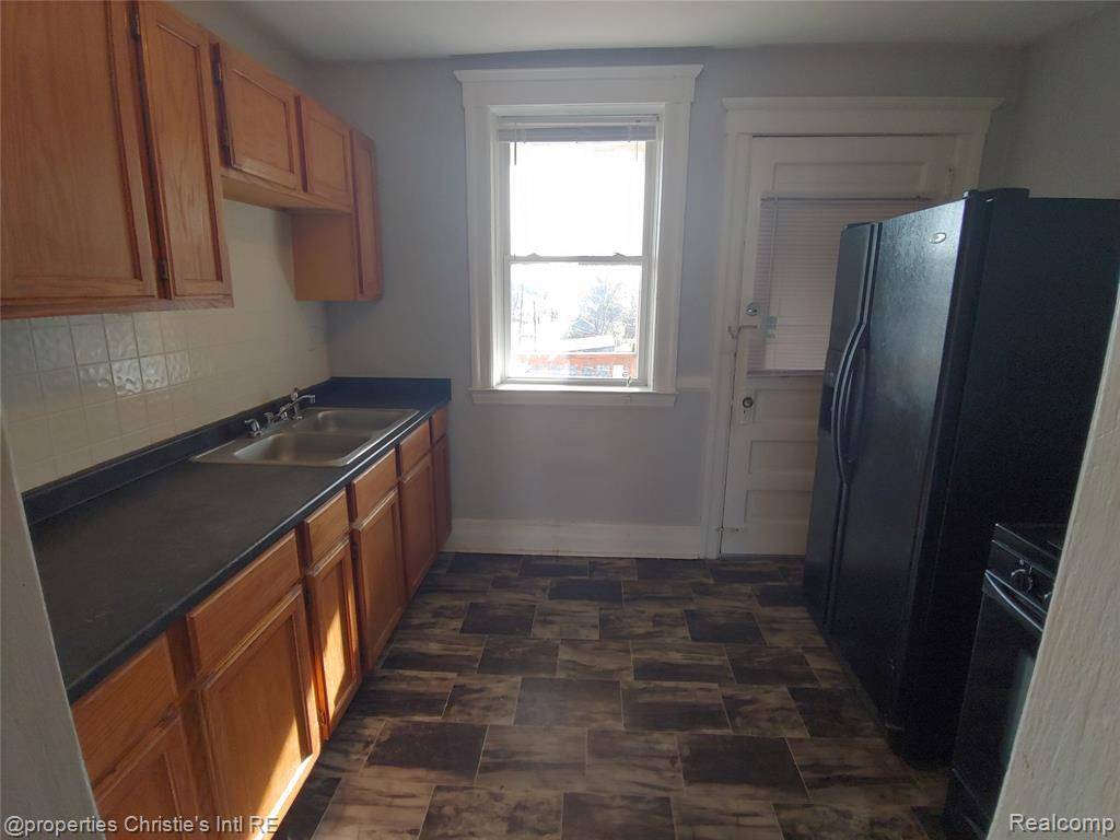 Detroit, MI 48208,1535 W CANFIELD Street 5