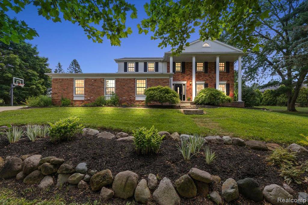 Troy, MI 48098,2403 Red Maple Court