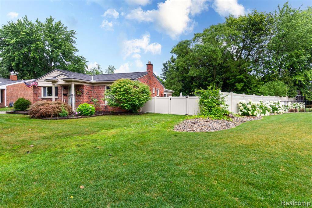 Plymouth, MI 48170,41864 Brentwood Drive