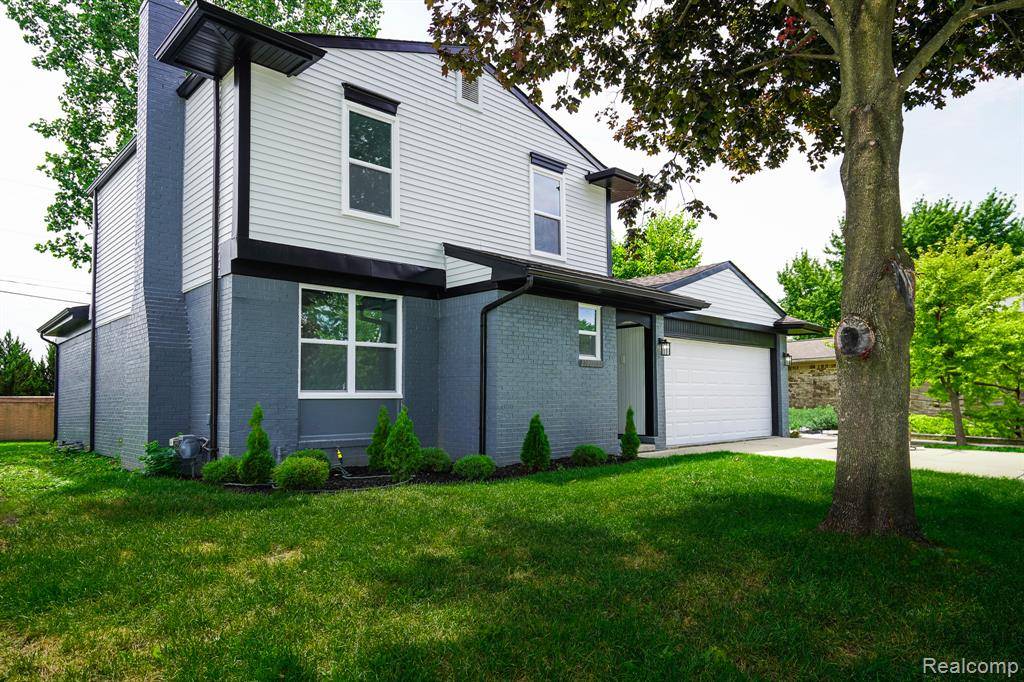 Macomb Twp, MI 48044,45293 Heatherwoode Lane