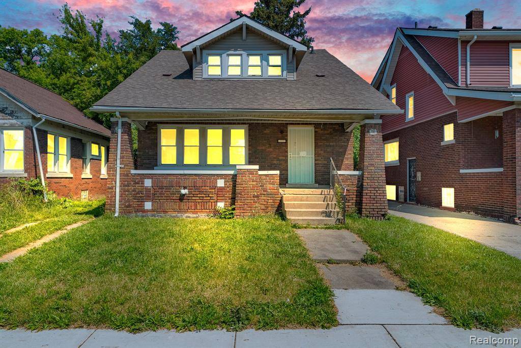 Detroit, MI 48213,12057 Rosemary Street