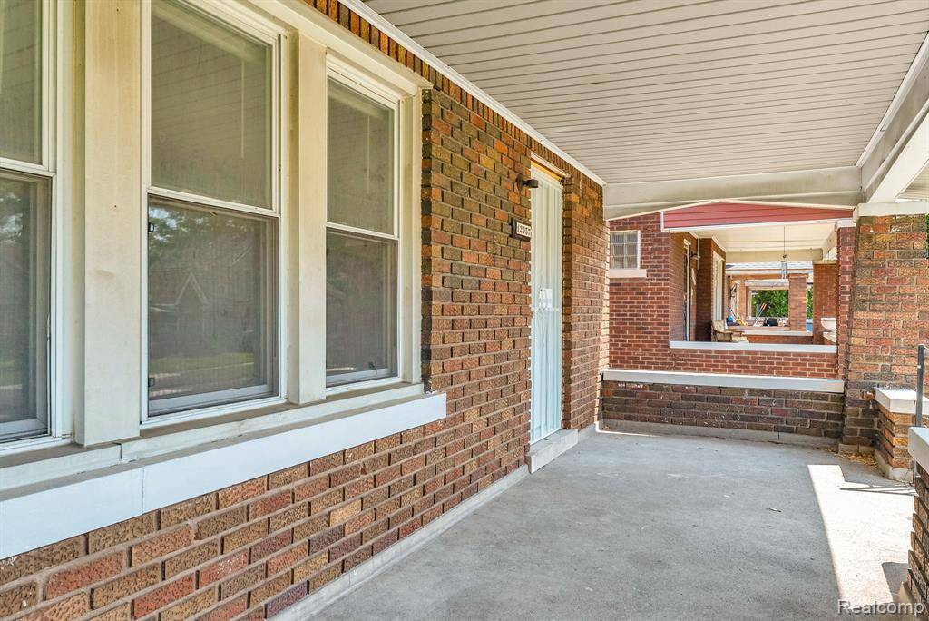 Detroit, MI 48213,12057 Rosemary Street