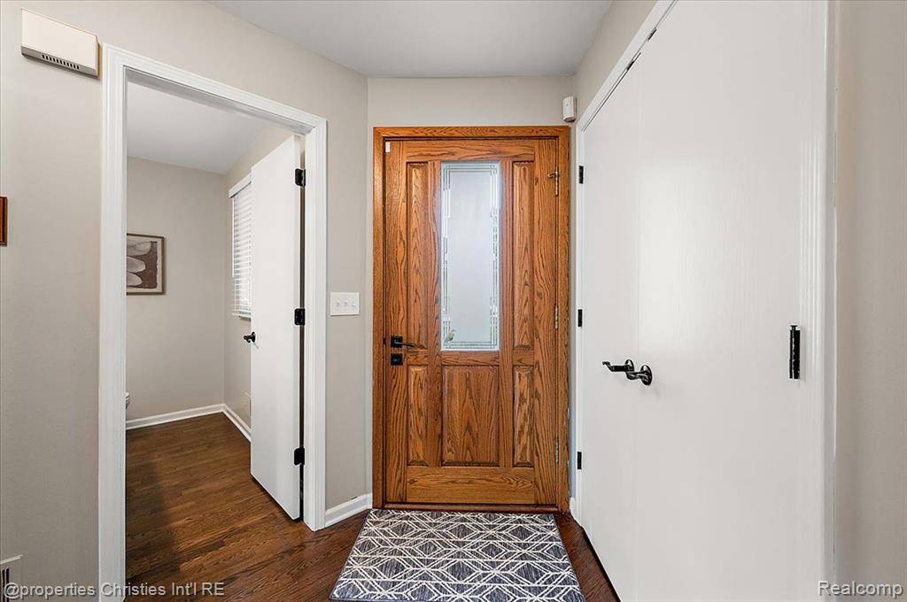 Northville, MI 48168,18268 Blue Heron Pointe Drive