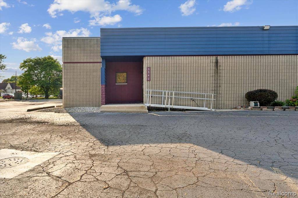 Wyandotte, MI 48192,3540 Biddle A