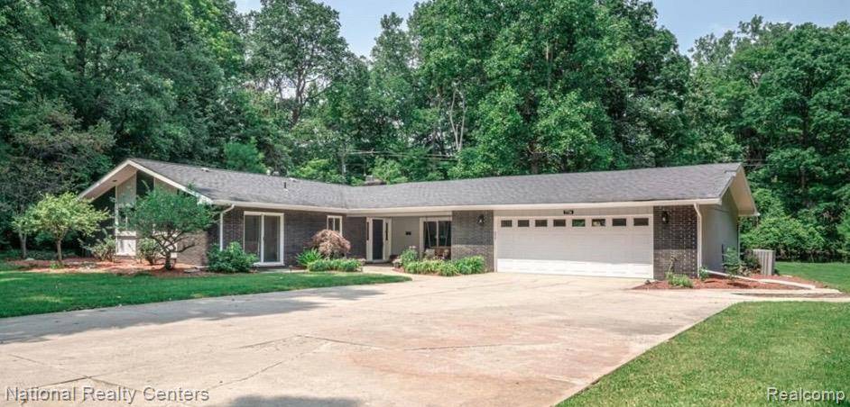 Canton Twp, MI 48187,7726 Bircklan Drive