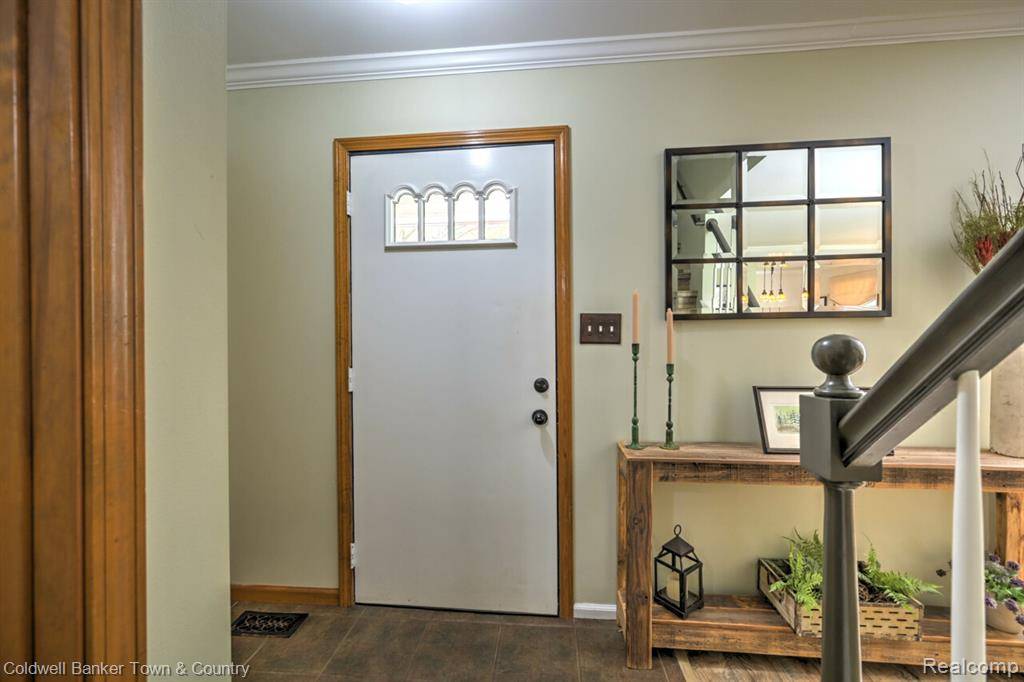 Brighton, MI 48116,978 Oak Ridge Circle