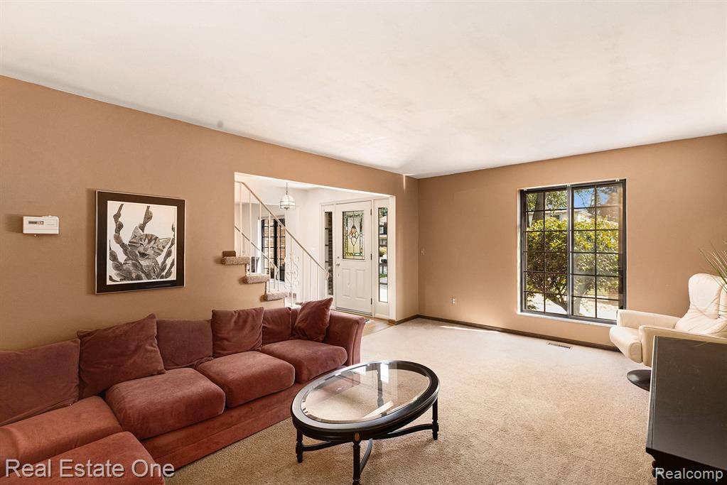 Troy, MI 48085,4336 Reilly Drive