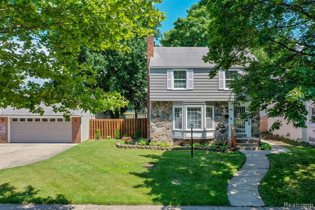 Detroit, MI 48219,16878 Ashton Avenue