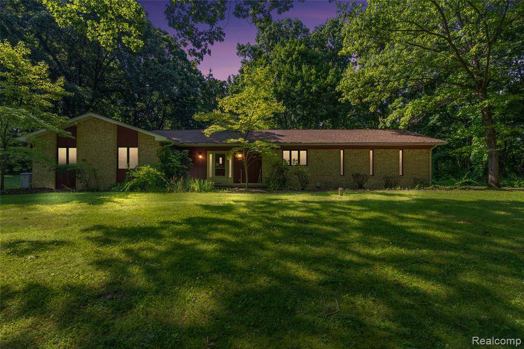Milford Twp, MI 48381,250 Scottshill Road