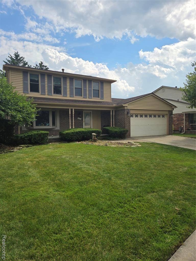 Canton Twp, MI 48187,42479 Redfern