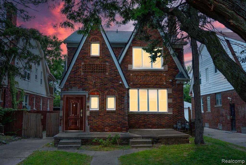Detroit, MI 48227,14615 Winthrop Street