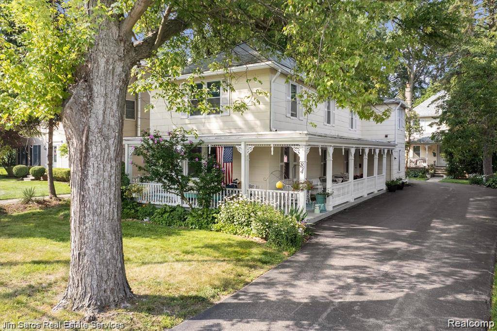 Village Of Grosse Pointe Shores, MI 48236,84 Vernier Road