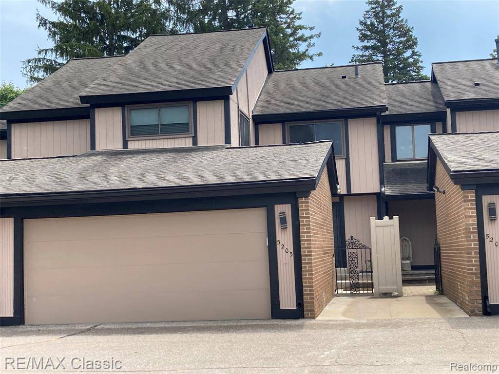 West Bloomfield Twp, MI 48322,5203 POTOMAC RUN N