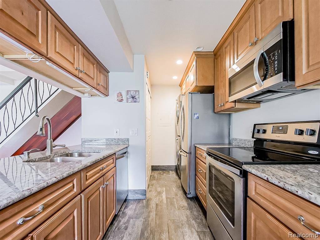 Orion Twp, MI 48360,3115 SUNNYSIDE