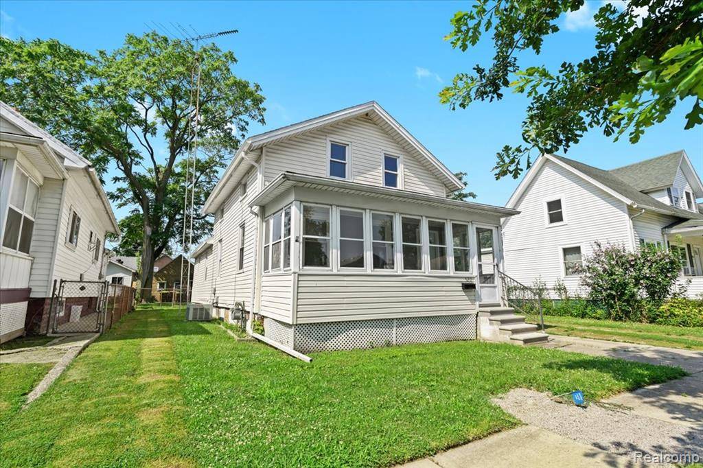 Monroe, MI 48161,520 E 2nd Street
