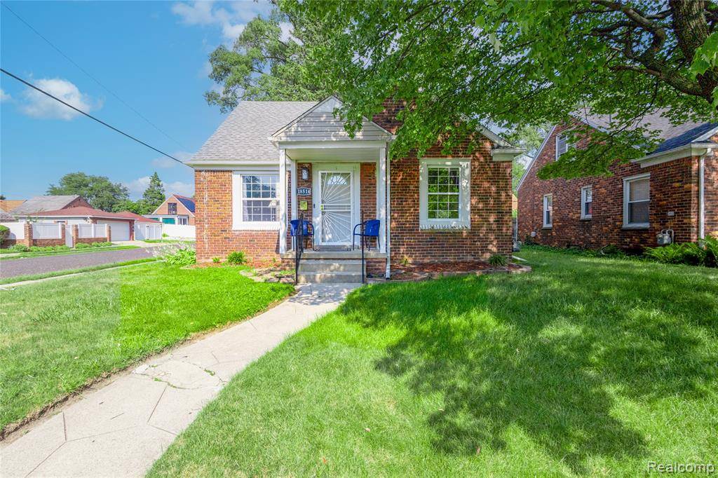 Detroit, MI 48235,18514 Prest Street