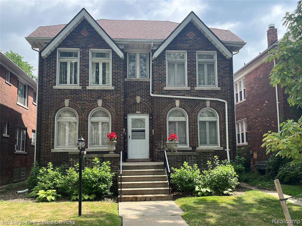 Grosse Pointe Park, MI 48230,1080 BEACONSFIELD