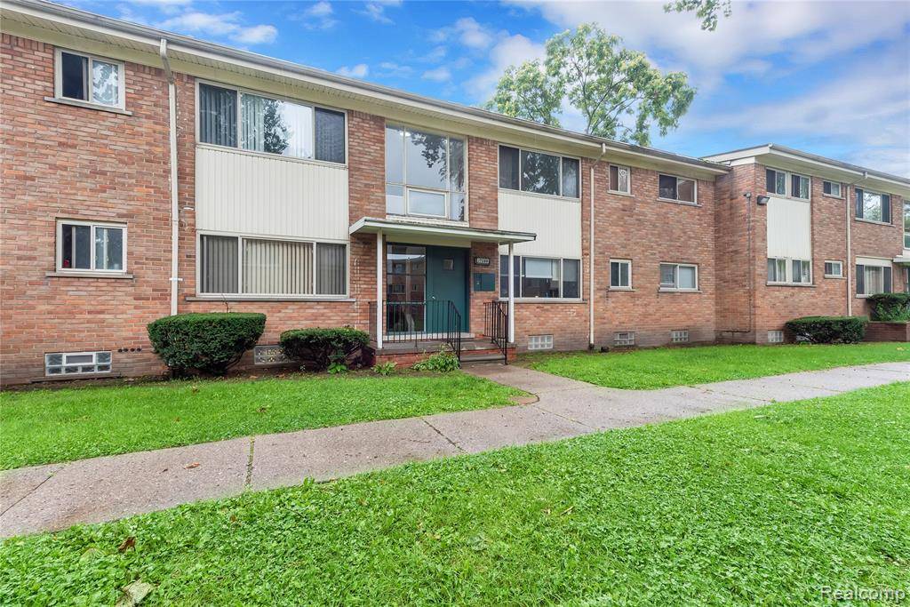 Detroit, MI 48219,17288 BENTLER Street 27