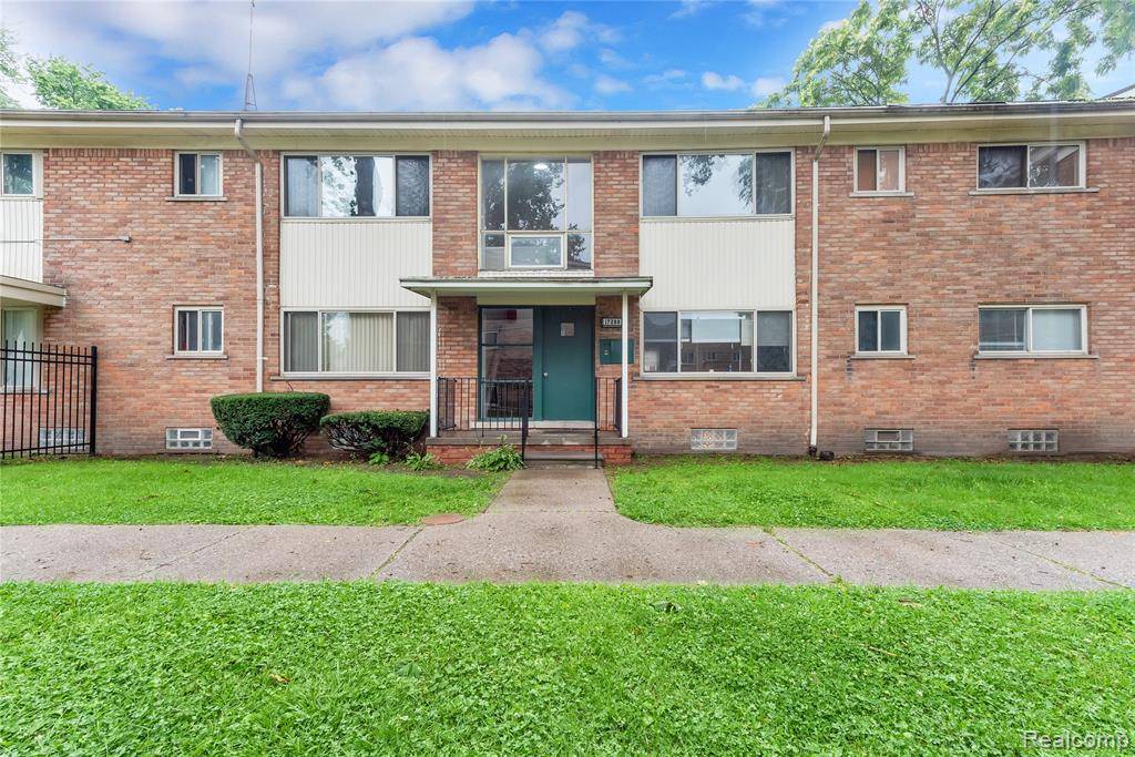 Detroit, MI 48219,17288 BENTLER Street 27