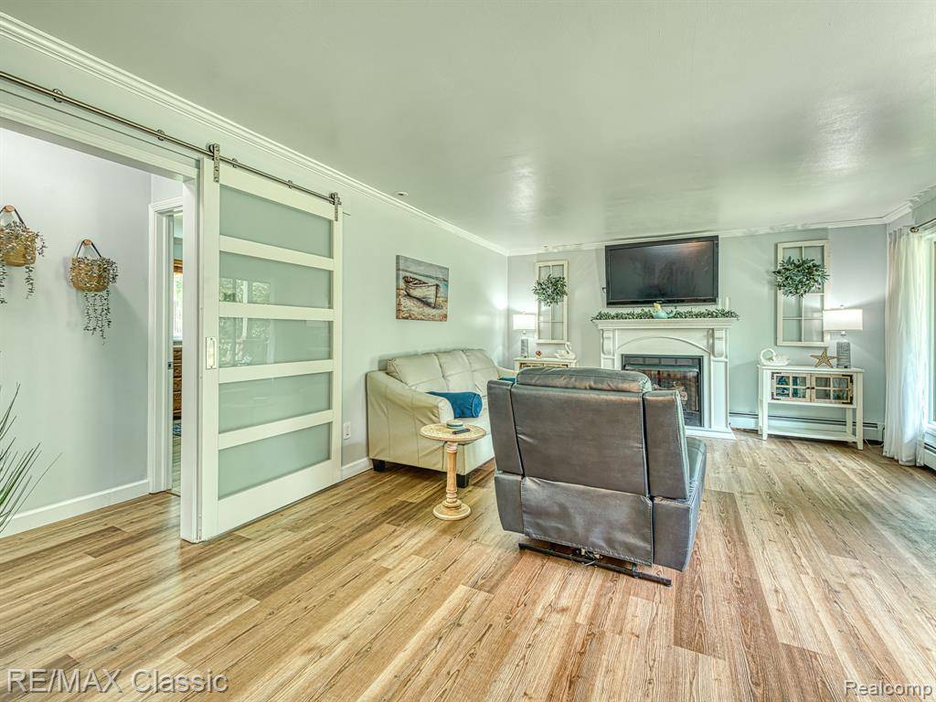 Dexter Twp, MI 48137,14049 Edgewater Drive