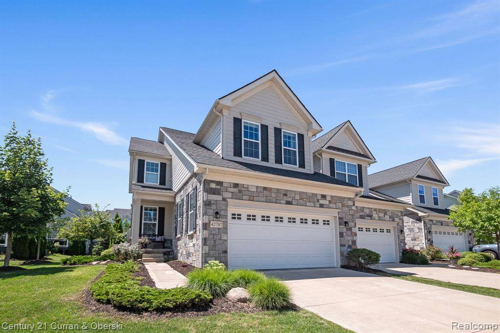 Novi, MI 48375,42787 Cardinal Way 20