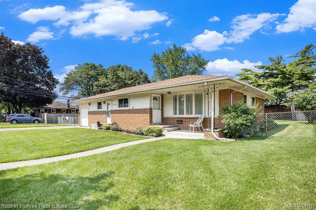 St. Clair Shores, MI 48080,24701 Wood Street