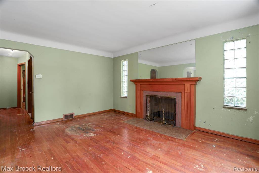 Detroit, MI 48224,5721 Somerset Avenue