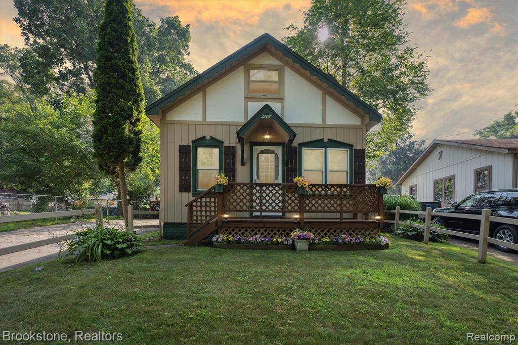 White Lake Twp, MI 48386,1177 Clearwater Boulevard