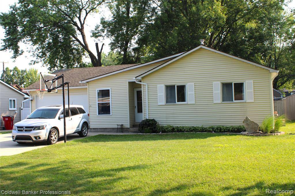 Harrison Twp, MI 48045,27936 Hiller Street