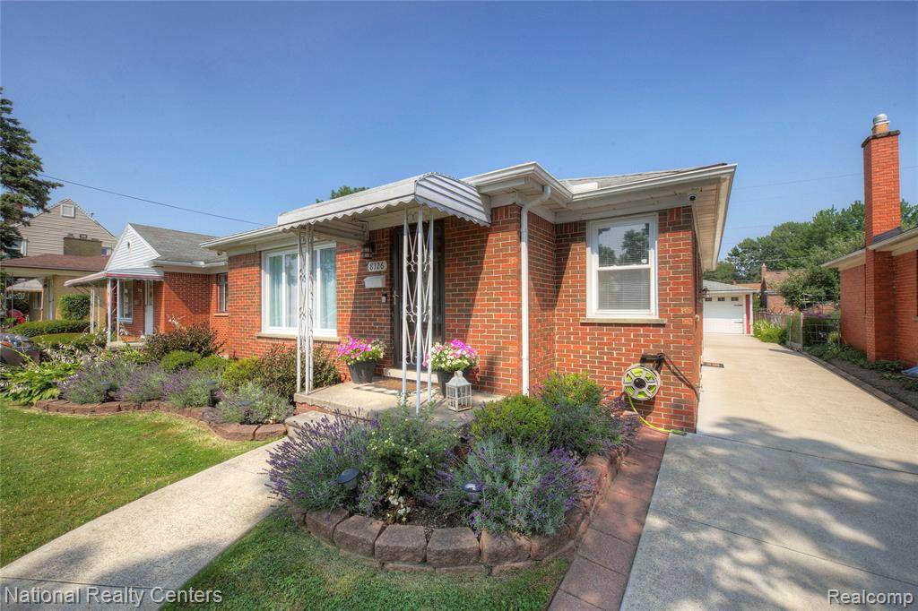 Dearborn Heights, MI 48127,8126 Dale Street