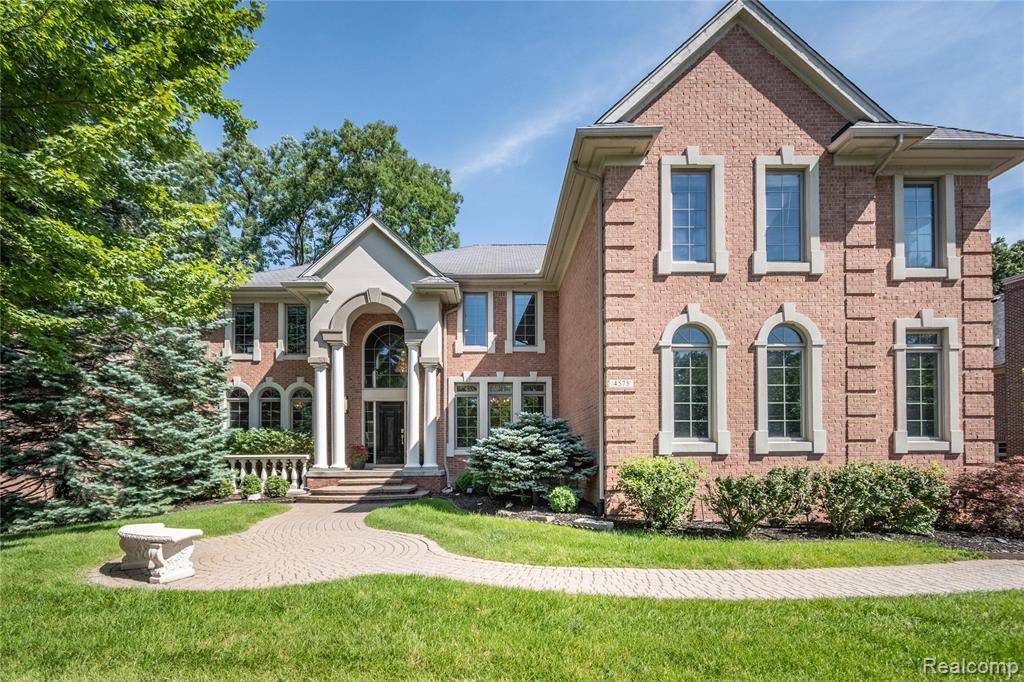 West Bloomfield Twp, MI 48323,4575 Forest Edge Lane N