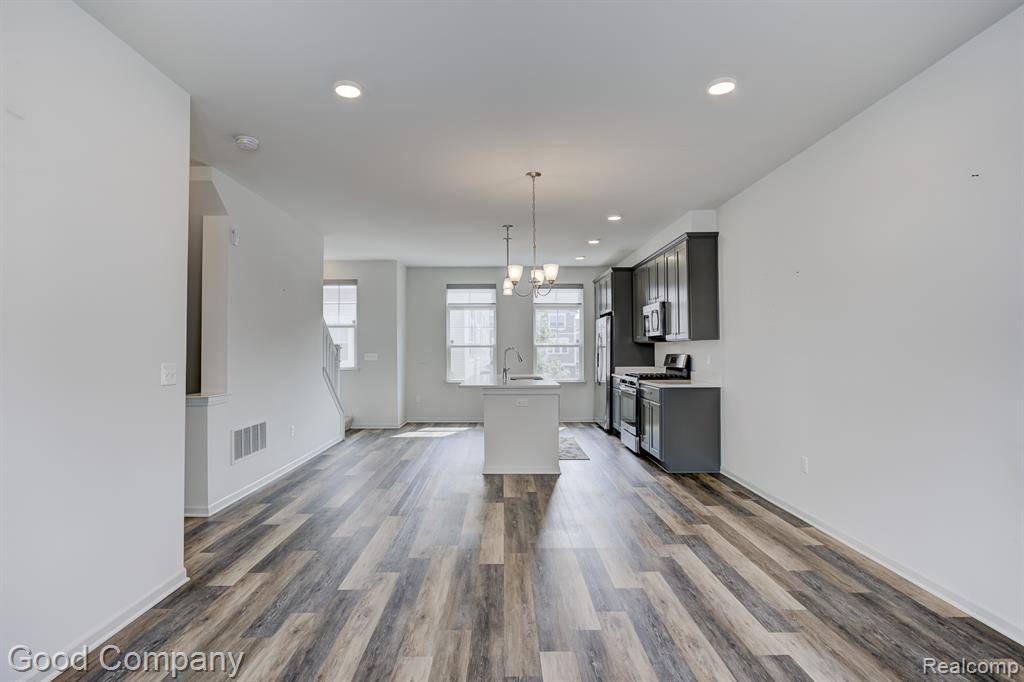 Royal Oak, MI 48073,2500 Normandy Road 29