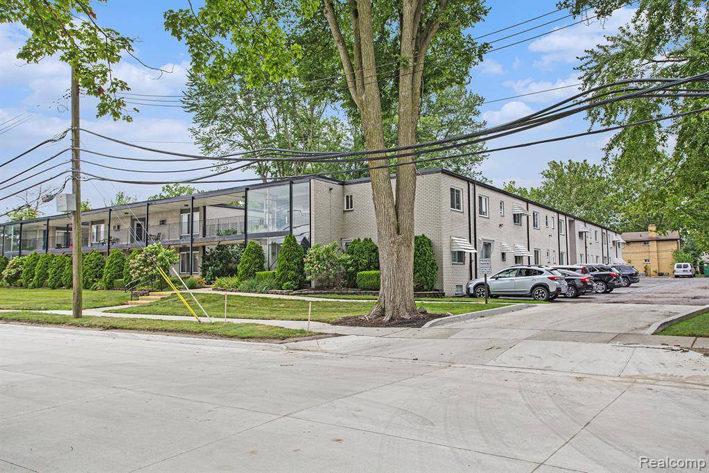 Royal Oak, MI 48073,3429 Hillside Drive 31