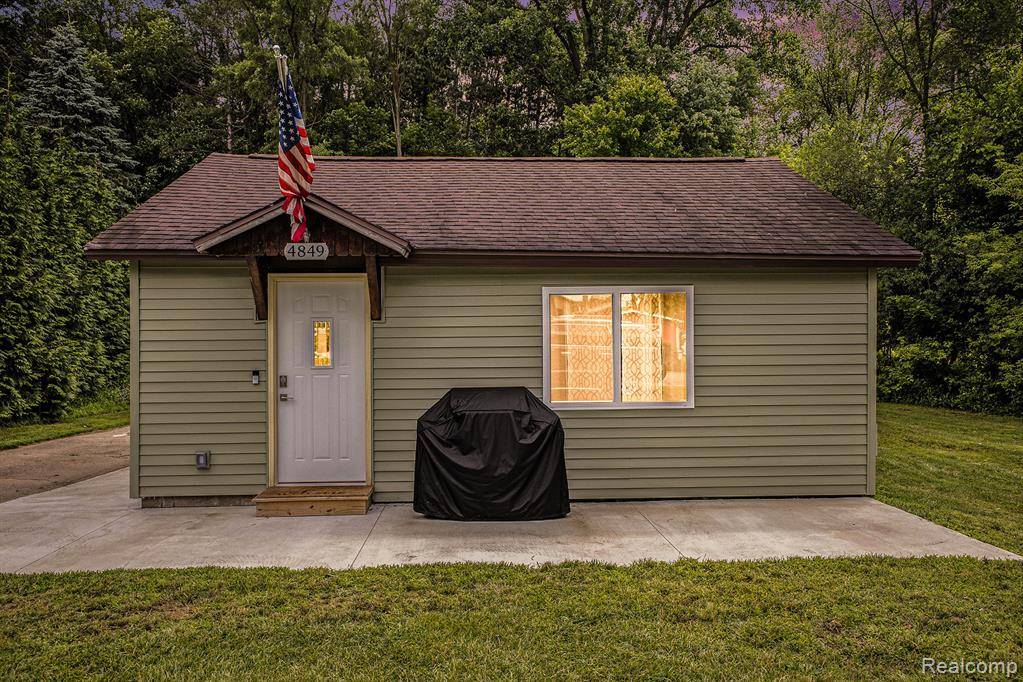 Napoleon Twp, MI 49240,4849 Wolf Lake Road