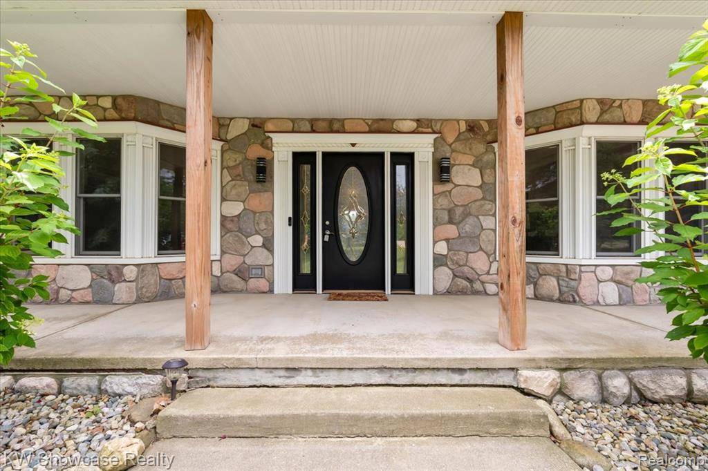 Springfield Twp, MI 48350,6468 Country Lane Drive