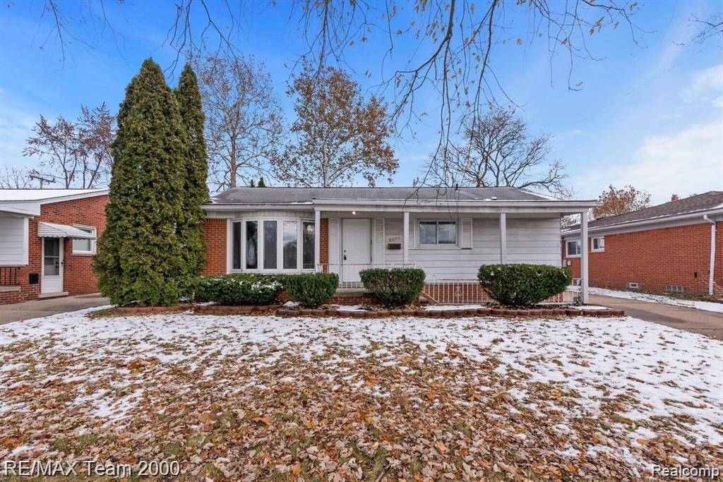 Dearborn Heights, MI 48127,6600 Shadowlawn Street