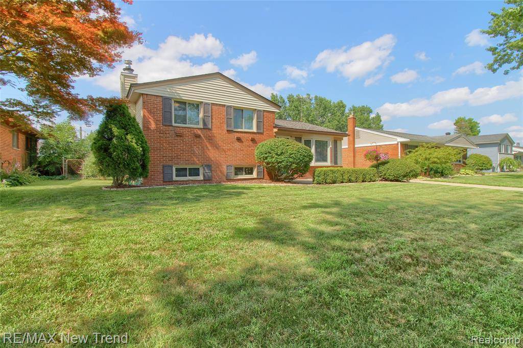 South Lyon, MI 48178,254 Harvard Avenue