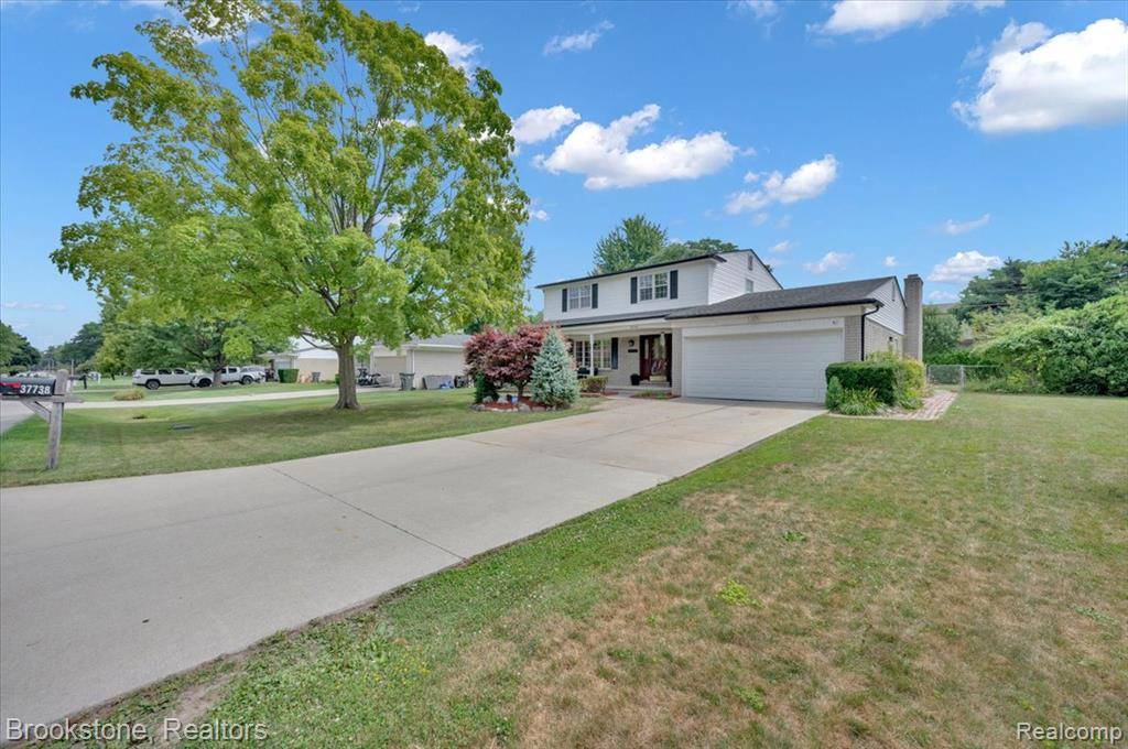 Clinton Twp, MI 48036,37738 Santa Anna Street