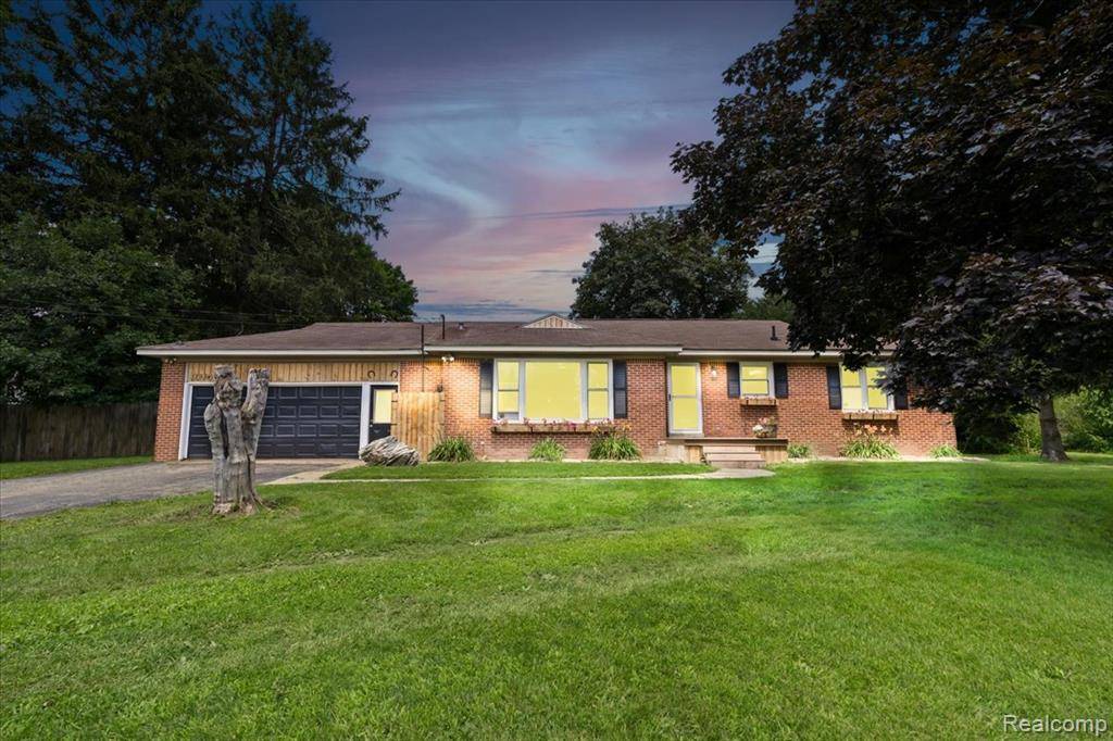 Lyon Twp, MI 48165,57934 Travis Road