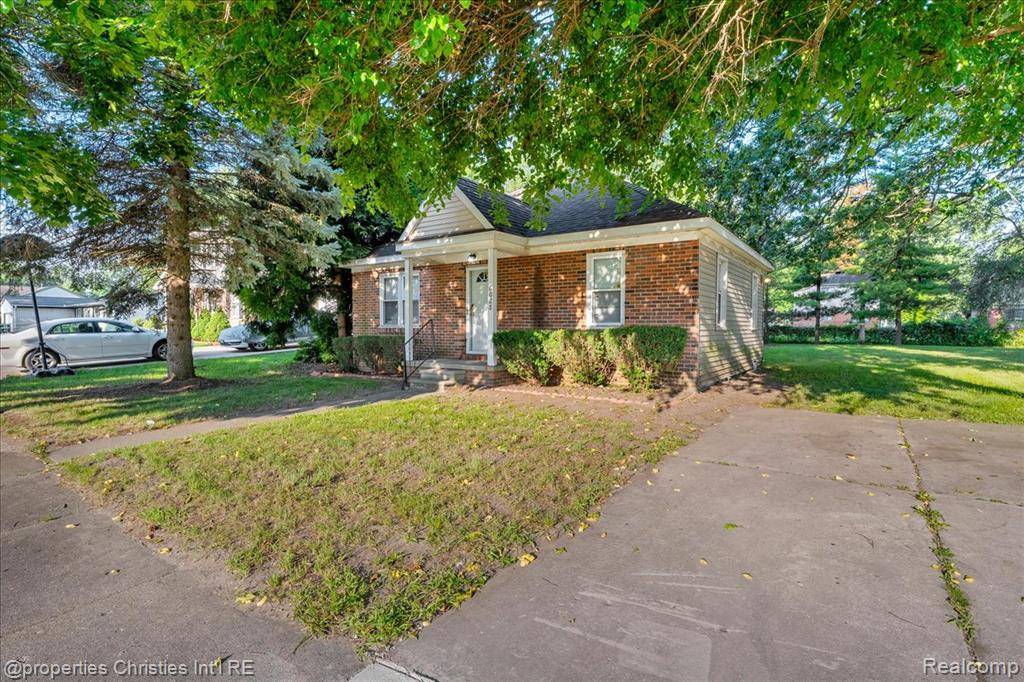 Romulus, MI 48174,6028 Edmund Street
