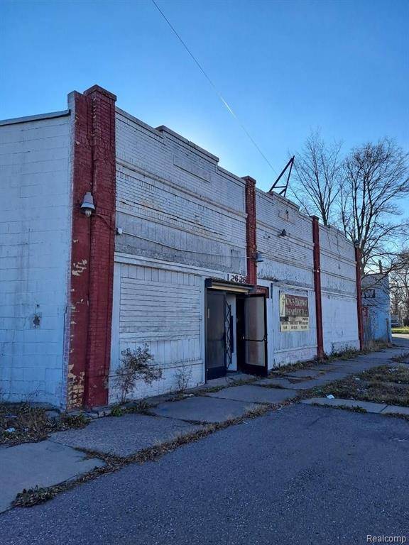 Detroit, MI 48205,12632 E MCNICHOLS Road