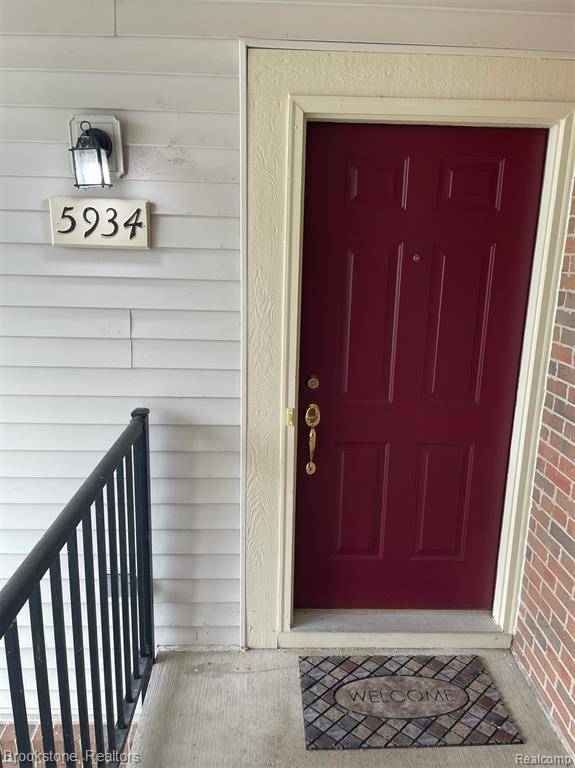 Ypsilanti, MI 48197,5934 E Island Drive 3 32