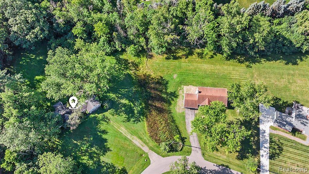 Franklin Vlg, MI 48025,30486 S Greenbriar Road