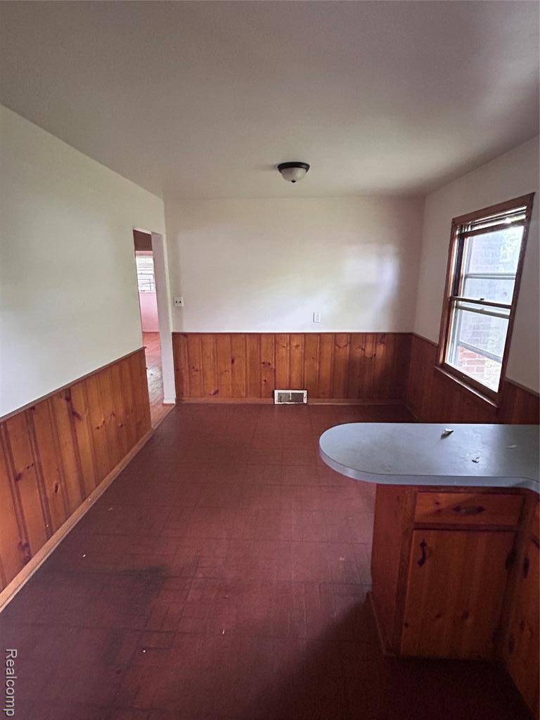 Eastpointe, MI 48021,17225 Bell Avenue